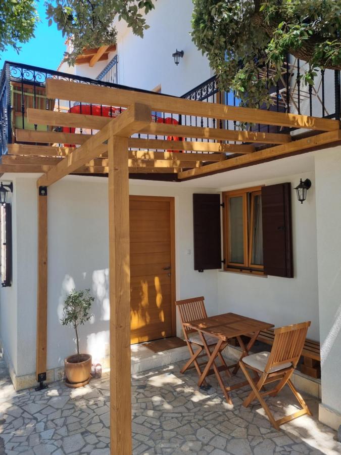 Apartments Jungic, Rab Банёл Экстерьер фото
