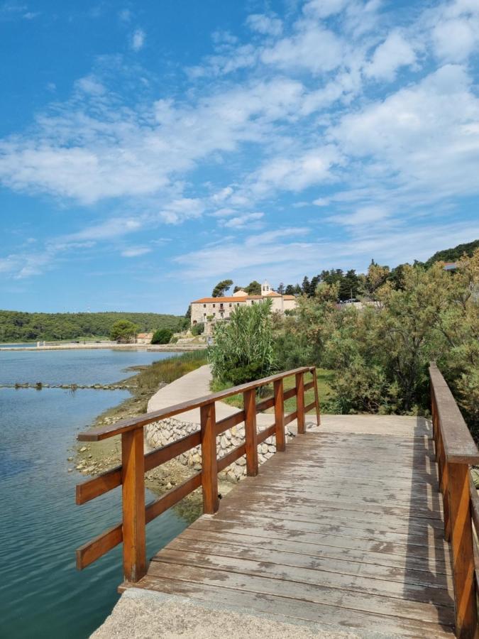 Apartments Jungic, Rab Банёл Экстерьер фото