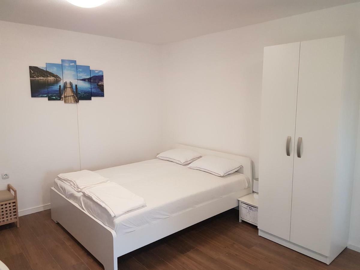 Apartments Jungic, Rab Банёл Экстерьер фото